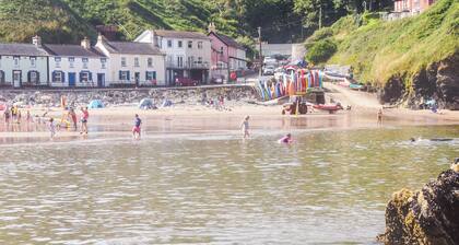 Dol Llan is in an ideal location for your family holiday in Wales.