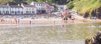3 soverom innkvartering i Llangrannog