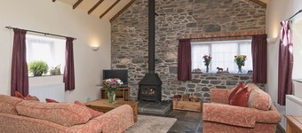 2 bedroom accommodation in Tregaron
