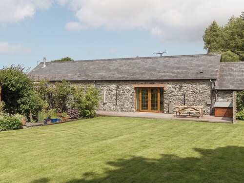 2 bedroom accommodation in Tregaron