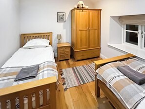 3 bedrooms, free WiFi, bed sheets