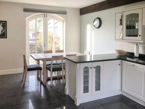 Dining - 3 bedroom accommodation in Steading, Berwick-upon-Tweed (Steading, Berwick-upon-Tweed)