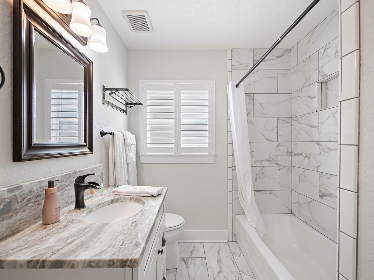 Photo 22 of SaltRunner: Updated 3/2 home with Private Pool