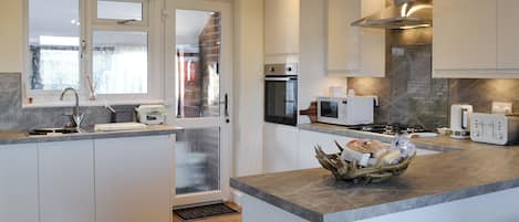 Dishwasher, high chair