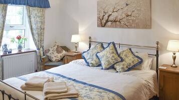 3 bedrooms, free WiFi, bed sheets