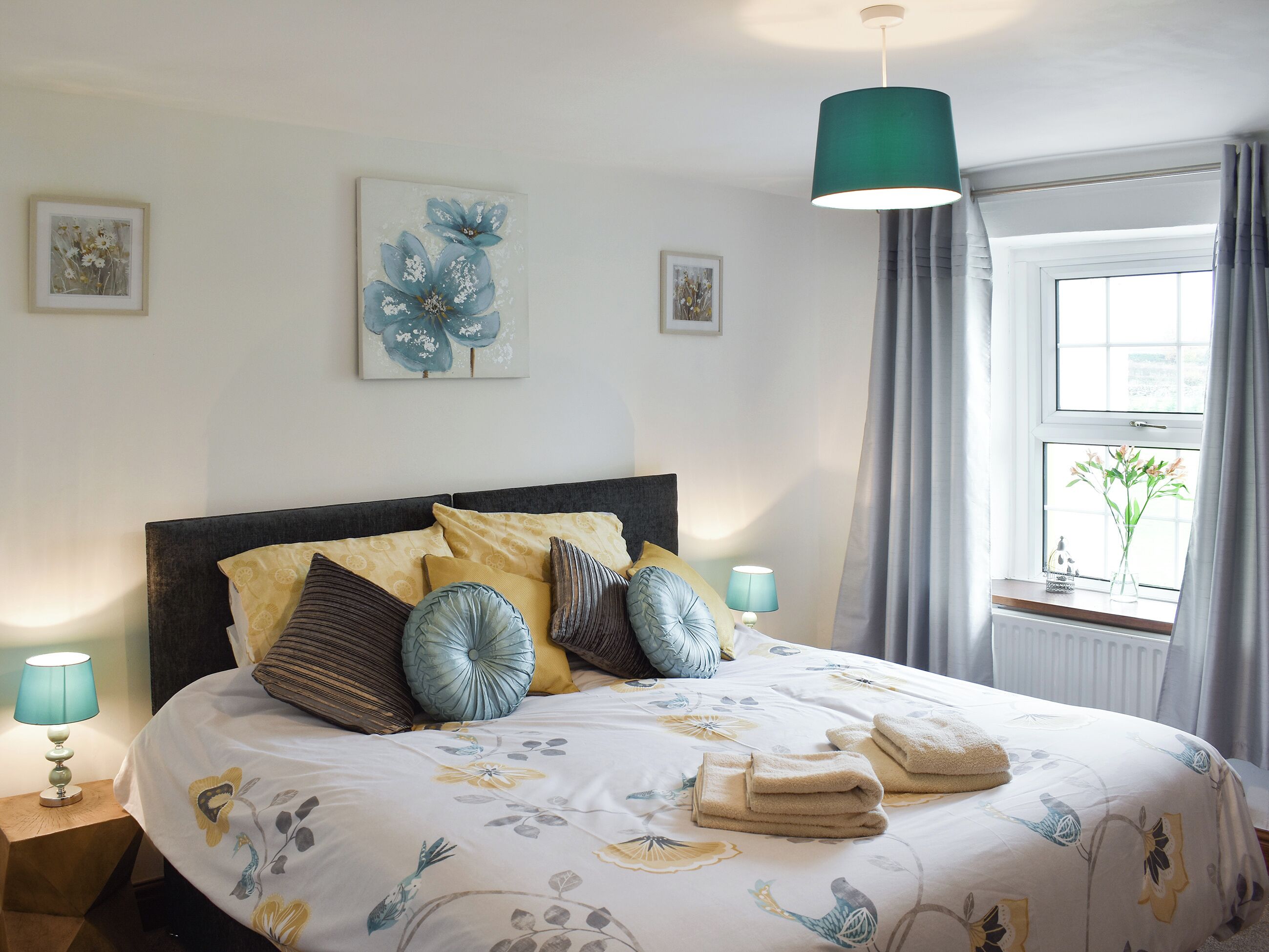 3 bedrooms, free WiFi, bed sheets