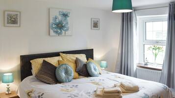 3 bedrooms, free WiFi, bed sheets