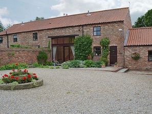 Exterior - The Landings Cottage (Beningbrough, near York)