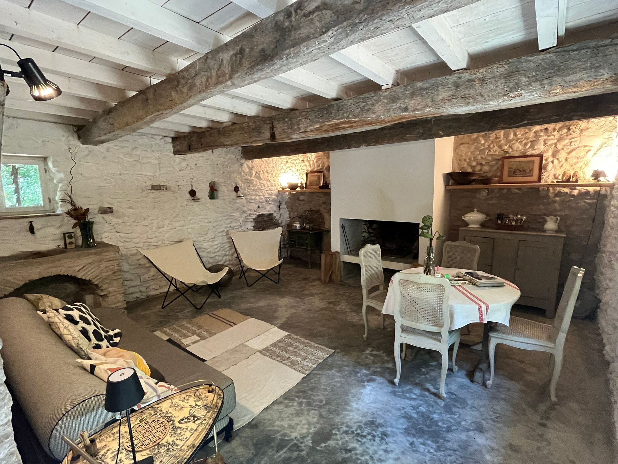 Cheminée, livres