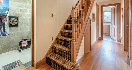 3 bedroom accommodation in Aviemore