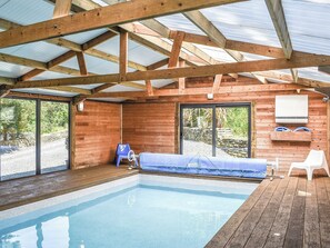 Indoor pool - 2 bedroom accommodation in Polbrock, Washaway (Polbrock, Washaway)