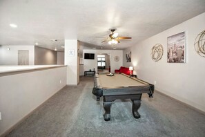 Unclassified image, 2 of 42, button - Spacious 7BR Houston Home w/ Pool, Game Room & BBQ (Houston)