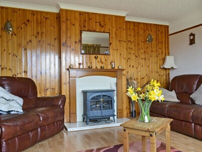 3 bedroom accommodation in Daliburgh, South Uist