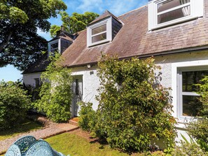 Exterior - 3 bedroom accommodation in Tain (Tain)