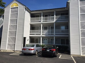 Third-party on-site parking