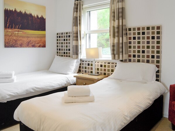 3 bedrooms, free WiFi, bed sheets