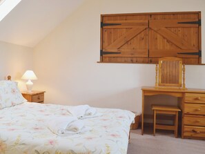 3 quartos, Wi-Fi de cortesia, roupa de cama