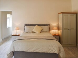 1 bedroom, free WiFi, bed sheets - 1 bedroom accommodation in Binbrook, near Market Rasen (Binbrook, near Market Rasen)