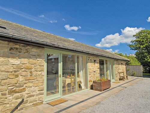 Lapwing Cottage - E5028