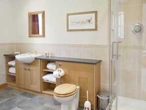Towels - 1 bedroom accommodation in Cropton, near Pickering (Cropton, near Pickering)