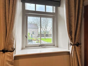 Interior - 3 bedroom accommodation in Over Haddon, near Bakewell (Over Haddon, near Bakewell)