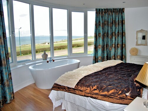 4 bedroom accommodation in Dunure, near Ayr