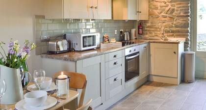 2 makuuhuoneen majoitus Llandewi Brefi, lähellä Tregaronia