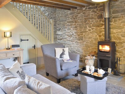 2 bedroom accommodation in Llandewi Brefi, near Tregaron