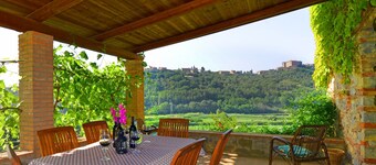 Privater Pool, zu Fuß in die Stadt, A / C, Wifi, kostenlose Weinprobe 