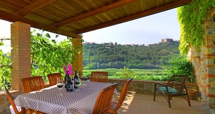 Private pool, walking distance to town, A/C, Wifi, Villa in exclusive