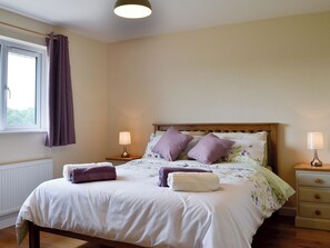 2 habitaciones, cuna de viaje, wifi y ropa de cama 