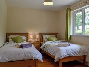 2 chambres, accĂšs au Wi-Fi (inclus), literie fournie
