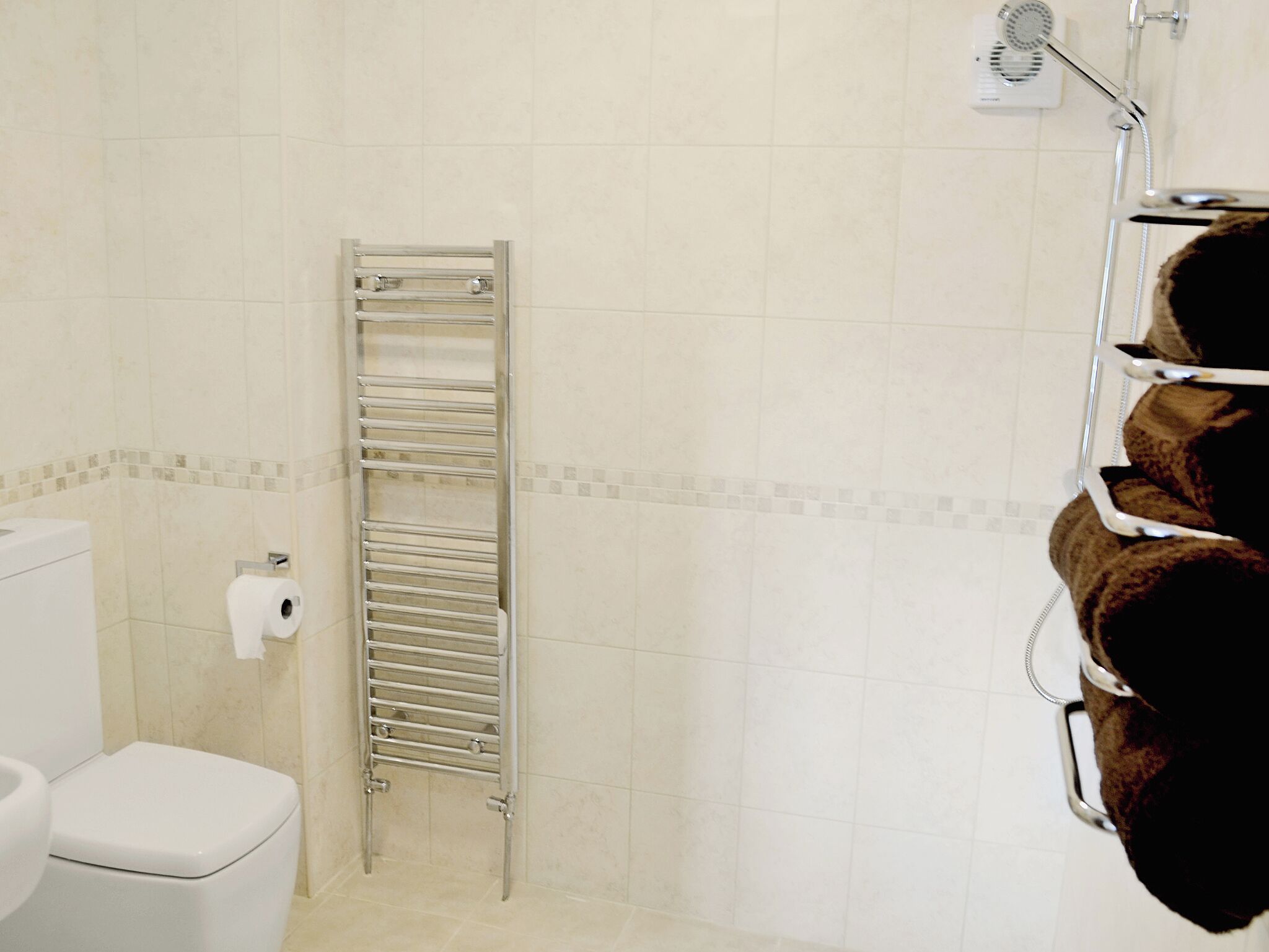 En-suite shower room | Bwlch Y Person Barns -Cartws - Bwlch Y Person Barns, Dihewyd, near Aberaeron
