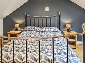 3 chambres, accès au Wi-Fi (inclus), literie fournie