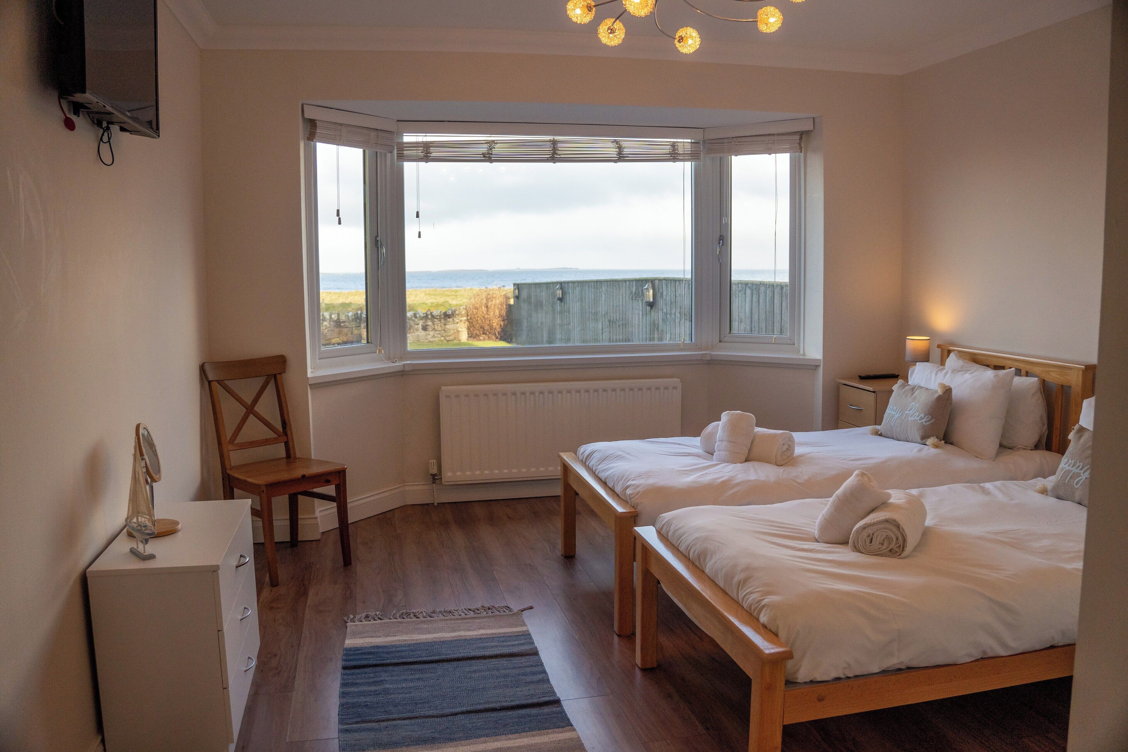 3 bedrooms, free WiFi, bed sheets