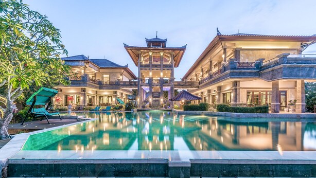 Ảnh chưa phân loại, 1 trong số 28 ảnh, nút