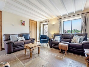TV, video game console - 4 bedroom accommodation in Beck Hole, near Goathland (Beck Hole, near Goathland)