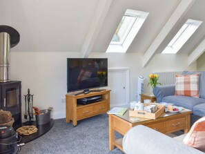 Fireplace - 2 bedroom accommodation in Polmassick, near St Austell (Polmassick, near St Austell)