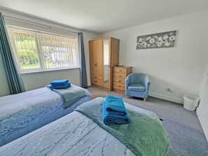 2 bedrooms, free WiFi, bed sheets
