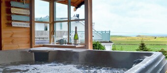 2 bedroom accommodation in Llanfairynghornwy