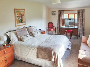 3 chambres, Wi-Fi gratuit, draps fournis