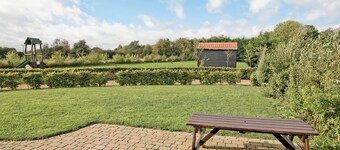 3 bedroom accommodation in Catfield