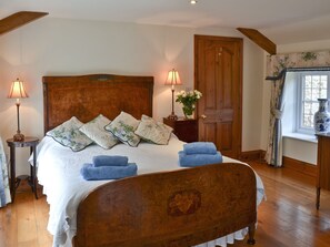 2 bedrooms, free WiFi, bed sheets - 2 bedroom accommodation in Webbery, near Bideford (Webbery, near Bideford)