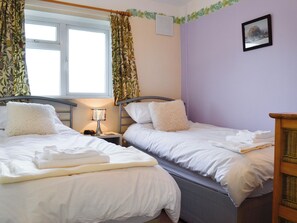 3 chambres, accès au Wi-Fi (inclus), literie fournie