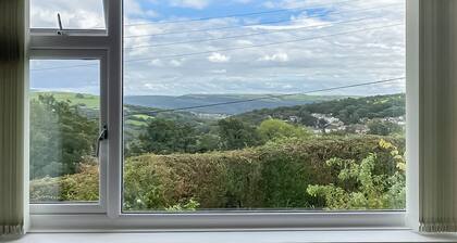 3 Schlafzimmer Unterkunft in Craig-Cefn-Parc, near Clydach