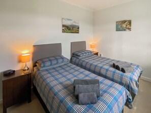 3 bedrooms, free WiFi, bed sheets