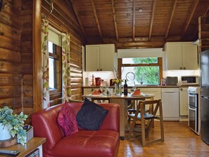 Dishwasher, high chair, cookware/dishes/utensils - 2 bedroom accommodation in Strathyre, near Callendar (Strathyre, near Callendar)