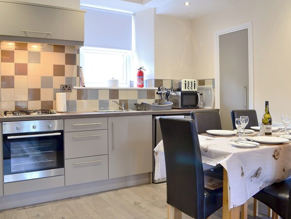 Well equipped kitchen/ dining area | Dovecote House, Wooler - 3 bedroom accommodation in Wooler (Wooler)