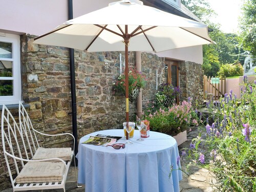 2 makuuhuoneen majoitusta Northlew, lähellä Okehampton