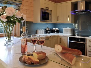 Lave-vaisselle, chaise haute